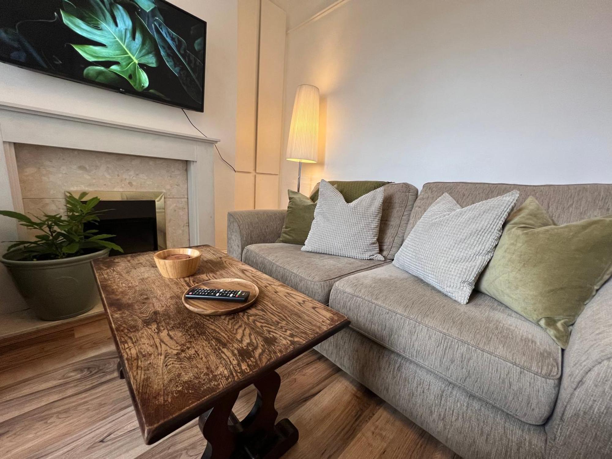 2025 Award Winner Liverpool Ivy House - 4 Bedrooms Zewnętrze zdjęcie